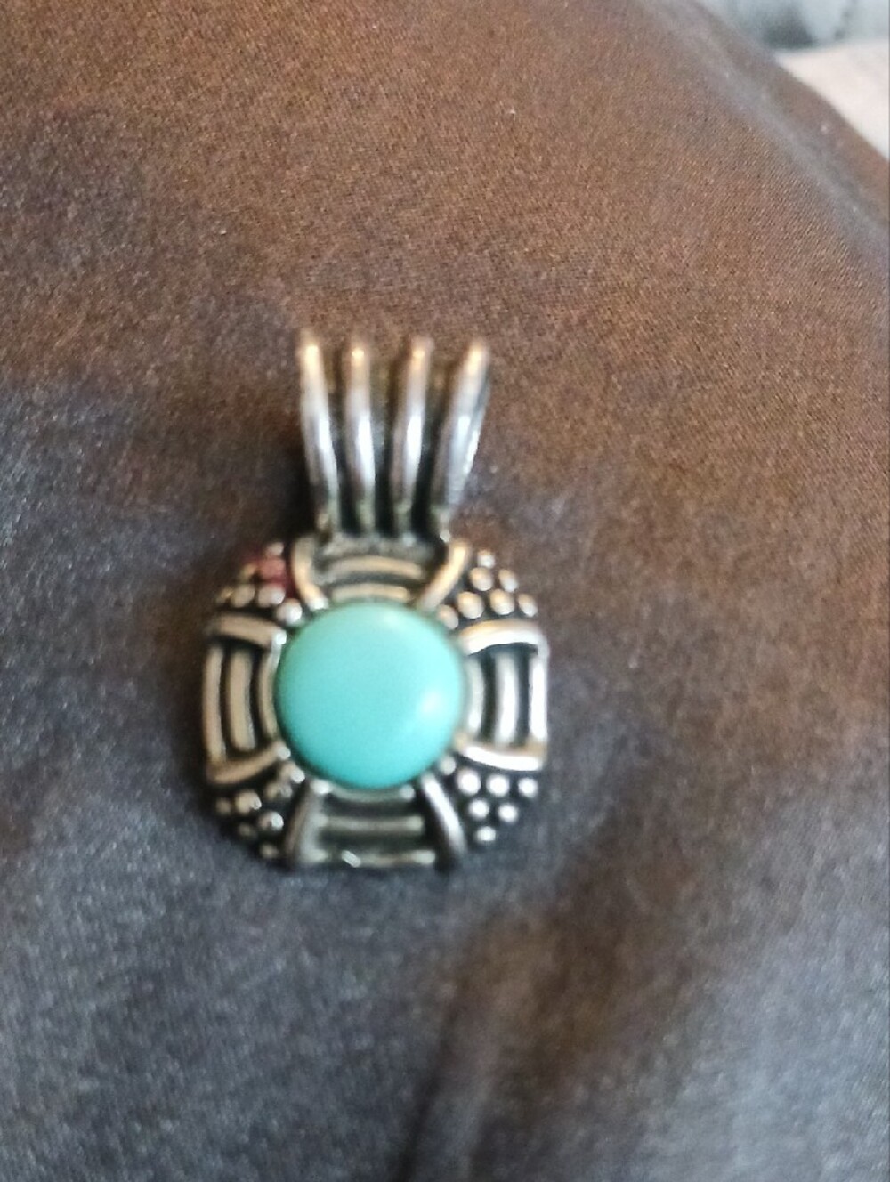 Silver-Tone Pendant Marked 925 , Non-magnetic, Cute But Doesnt Look Sterling